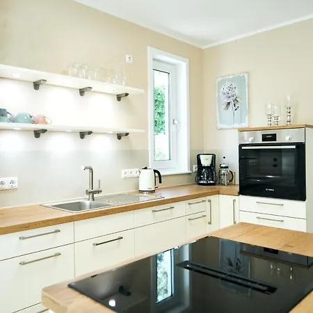 Ferienhaus Am Wandlitzsee 펜션 *